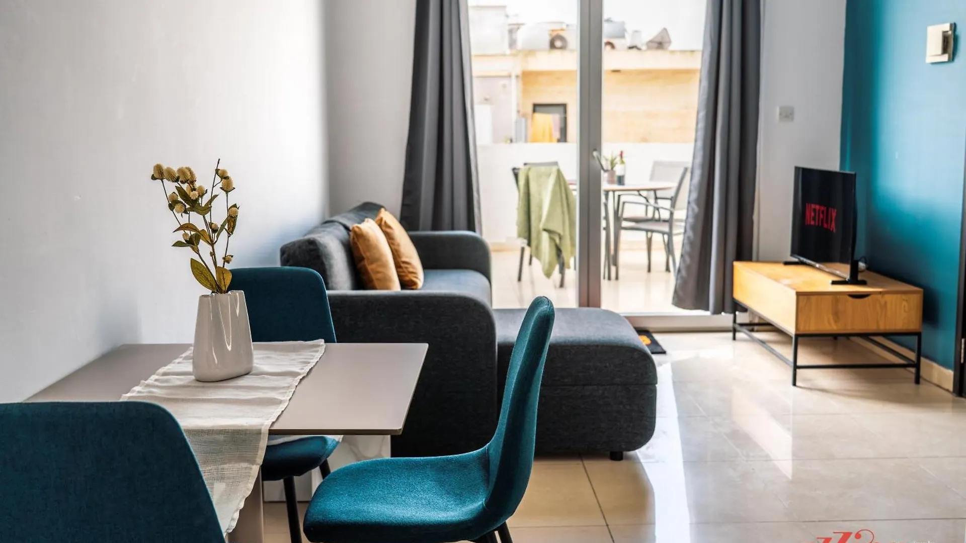 A Penthouse in the Heart of St Julians Apartment Saint Julian's