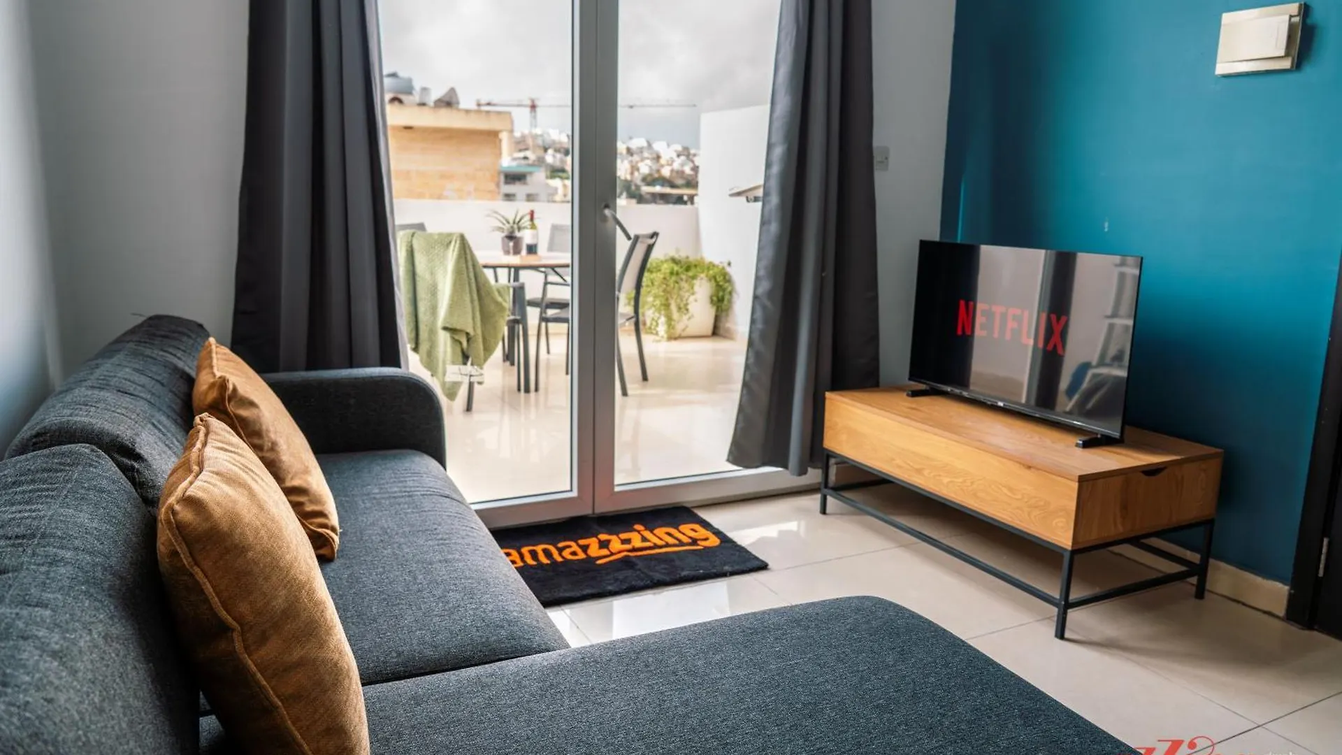 A Penthouse in the Heart of St Julians Apartment Saint Julian's