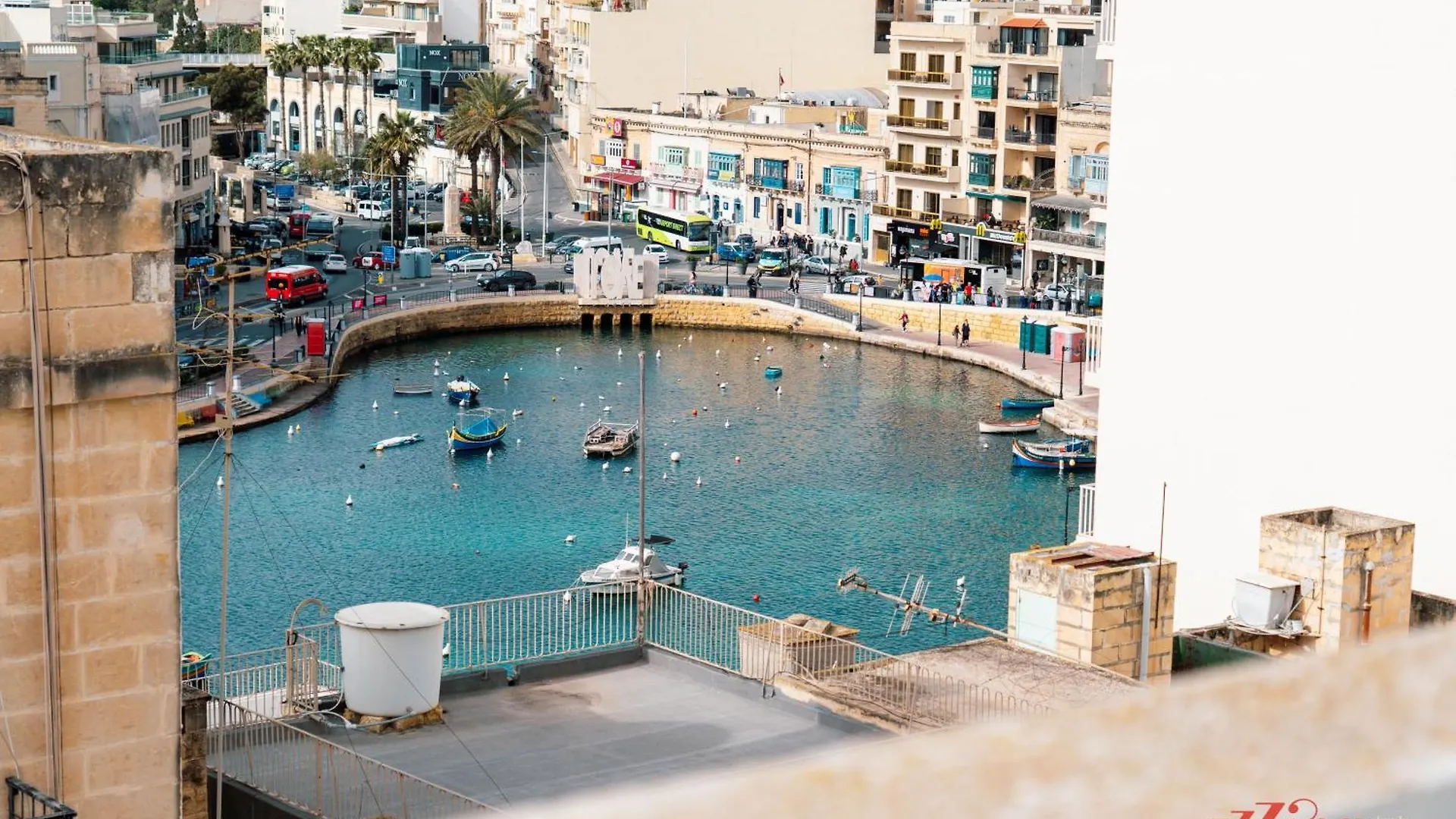 A Penthouse in the Heart of St Julians Apartment Saint Julian's